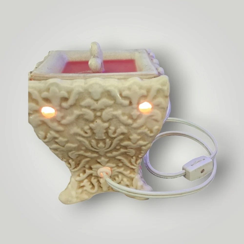 Scentsy Square Urn Style Aroma Lamp with Fleur de Lis Electric Ceramic Warmer